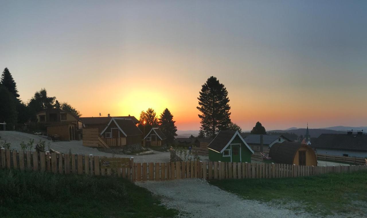 Готель Glamping Park Меніхкірхен Екстер'єр фото