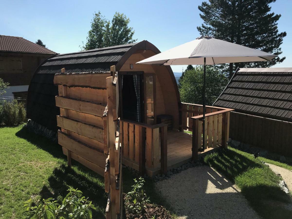 Готель Glamping Park Меніхкірхен Екстер'єр фото